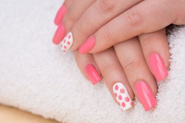 unas-de-porcelana-coral